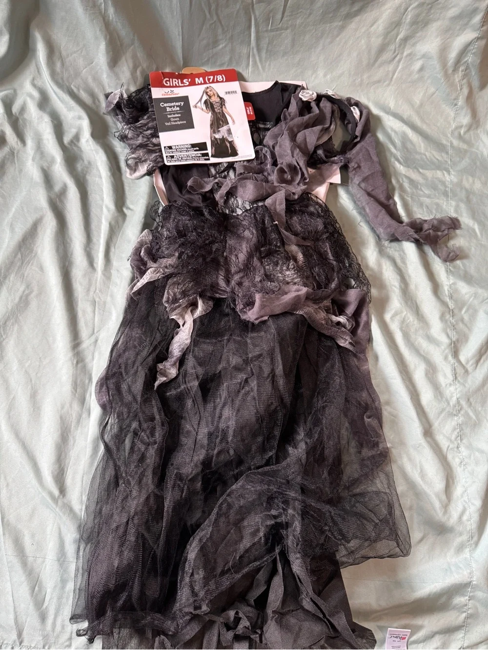 Celebrate! Girls' Cemetery Bride Costume - Black (M 7/8)